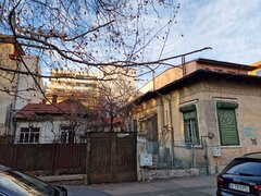 Parc Carol, strada Lanariei, Metrou Tineretului